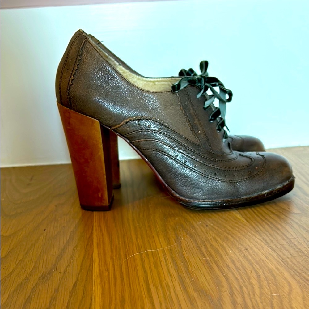 Elegant Brown Dolce Vita Chie Women's Shoes